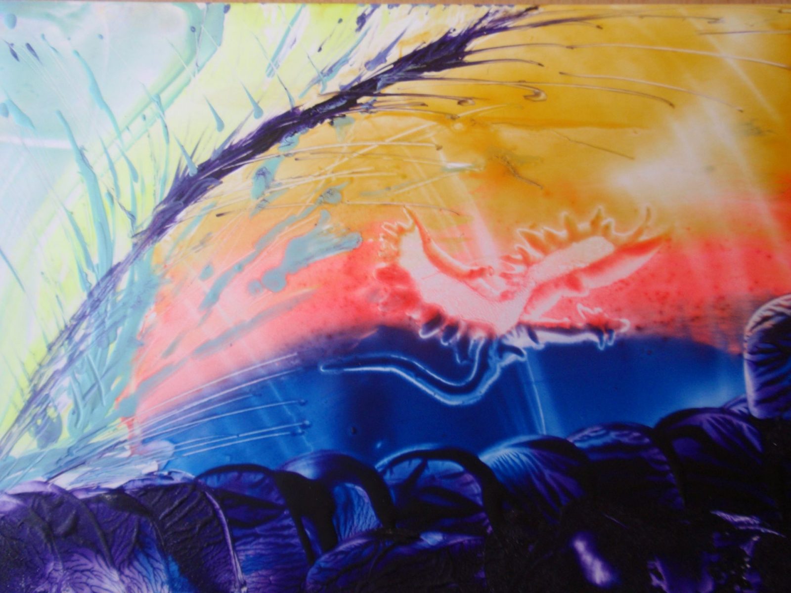 farebné enkaustické pozadie s drakom