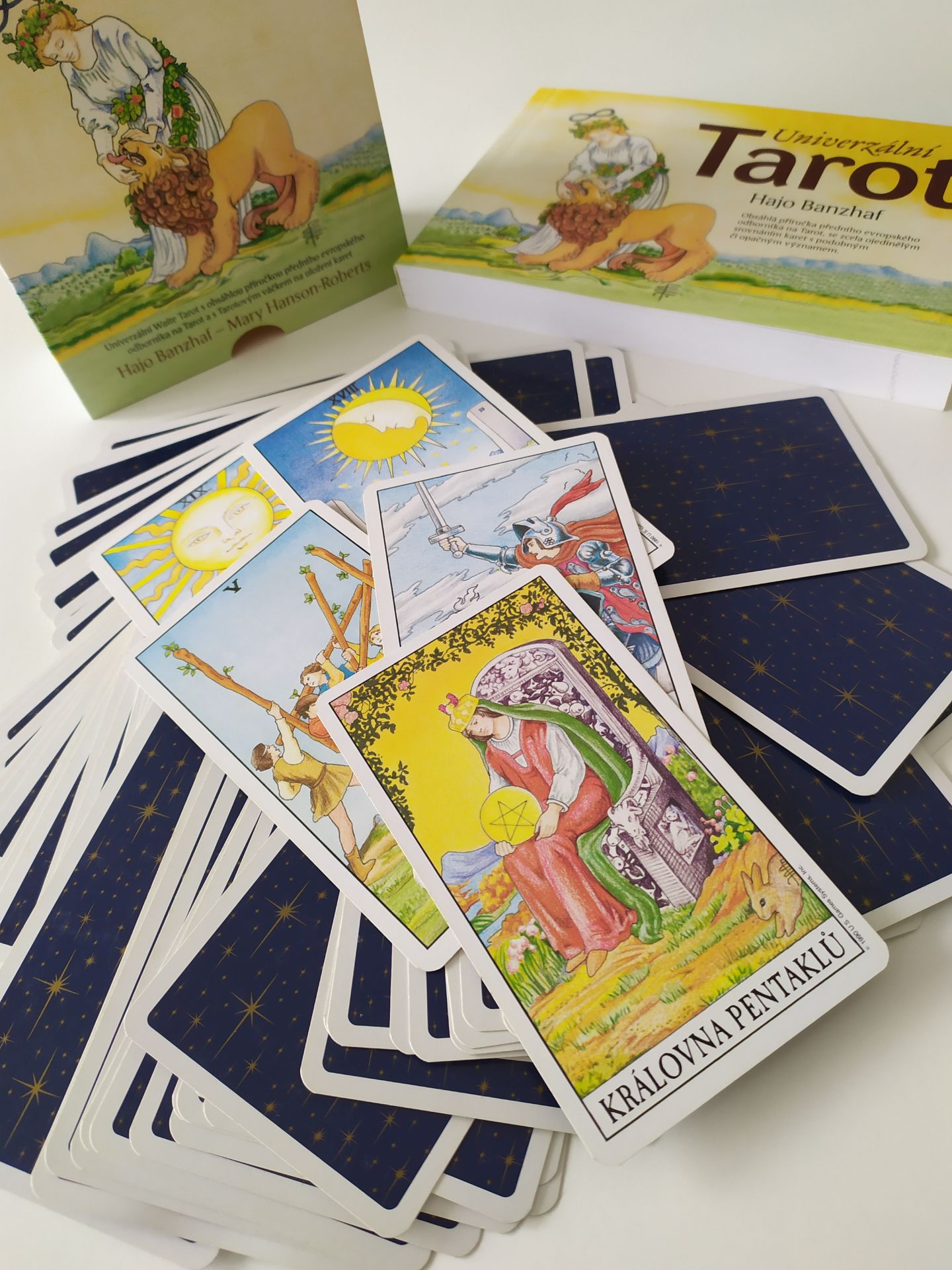 univerzálny tarot