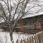 drevenica v Čičmanoch v zime