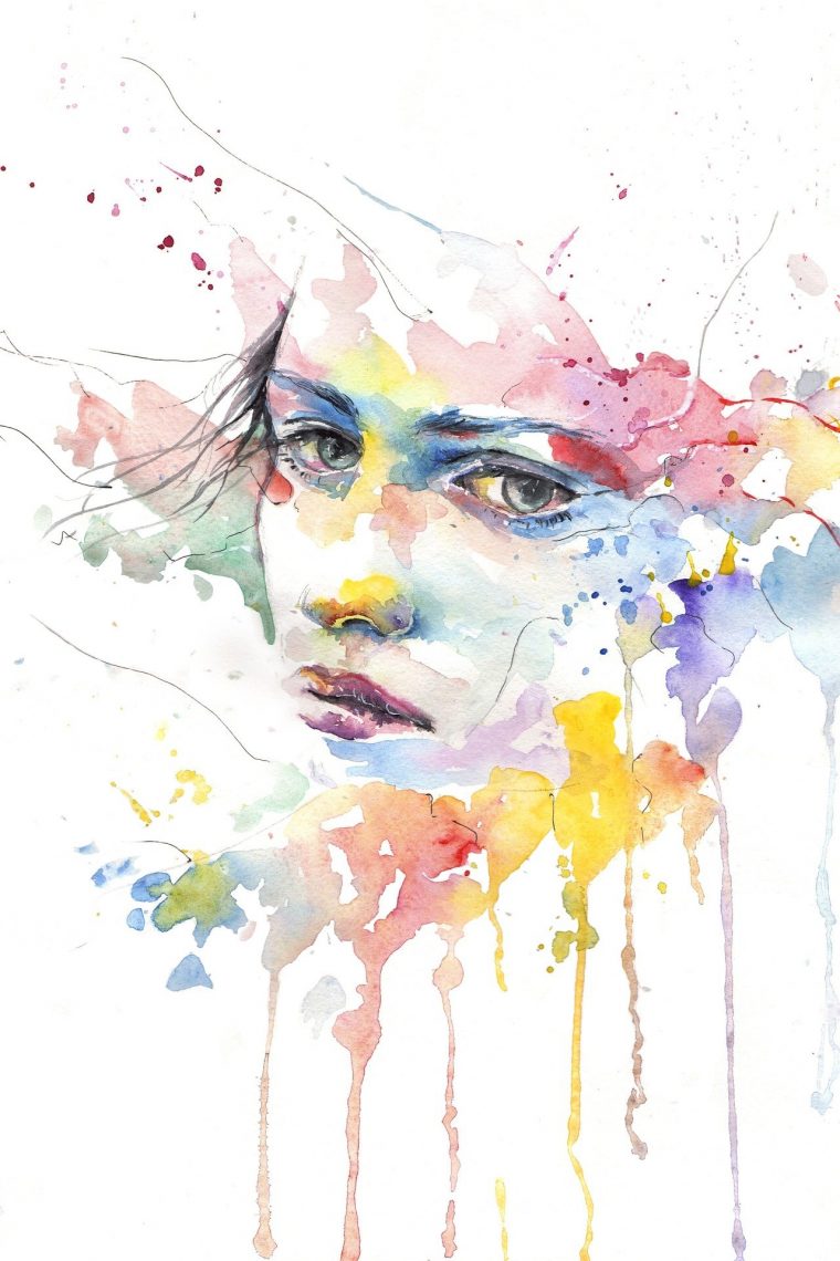 namaľovaná ženská tvár