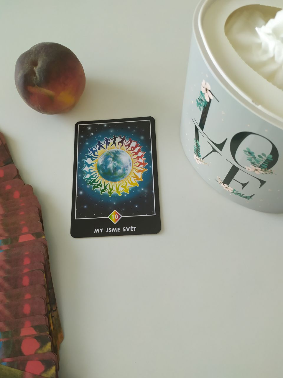 Tarotová karta Osho Zen Tarot s názvom My sme svet