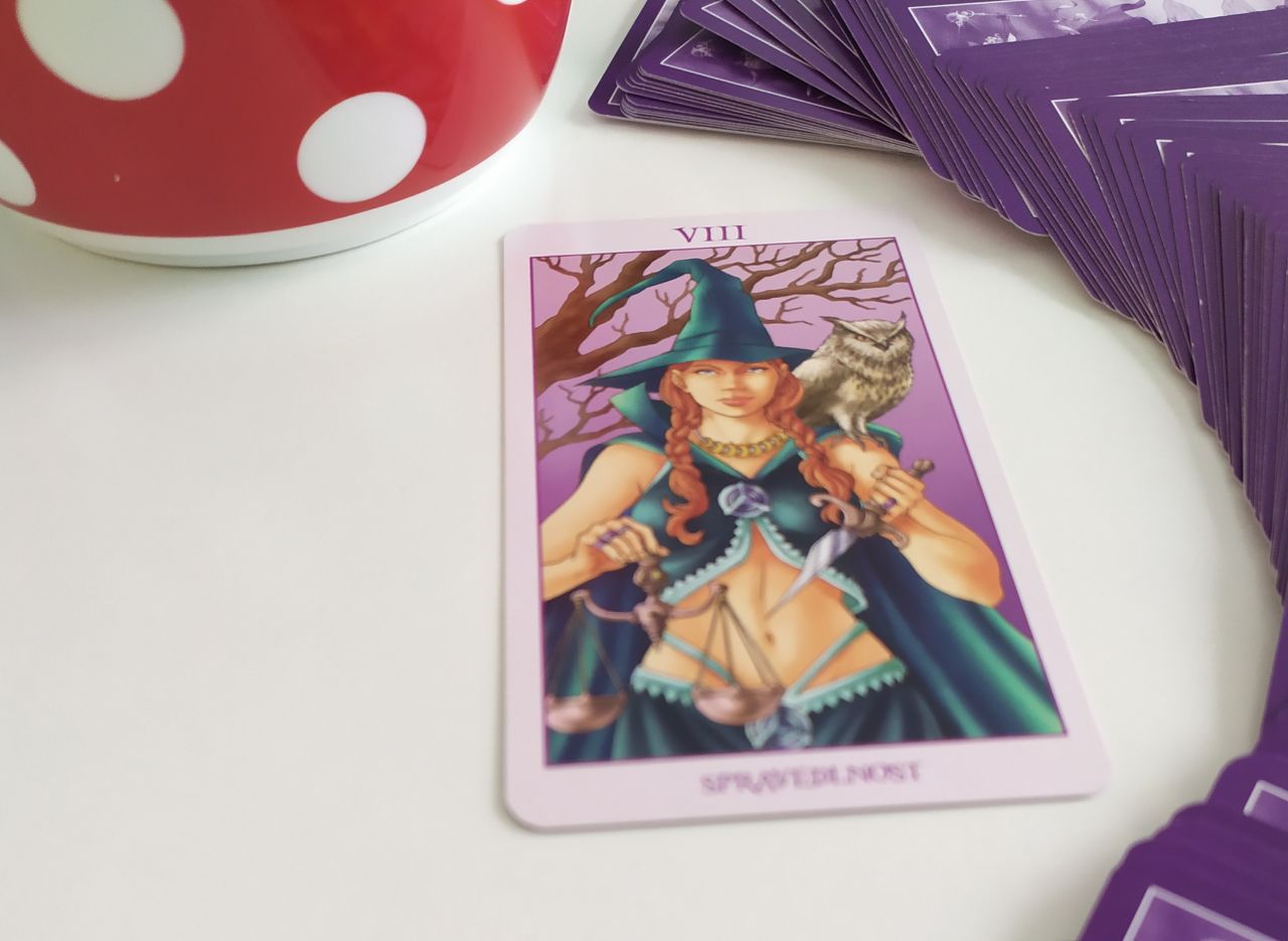 Karta Witch Tarot