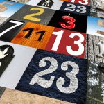 rôzne čísla vo farebných štvorcoch