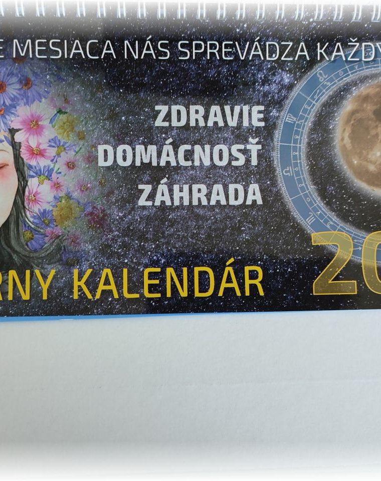 Lunárny kalendár 2023 titulka