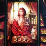 Karta zo sady Orákulum vízií s názvom Umožniť odchod